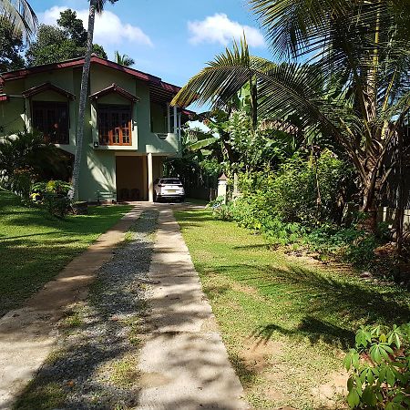 Arana Bungalow กอลล์ ภายนอก รูปภาพ